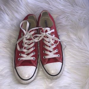 Converse Chucks Women’s size 8